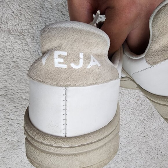 Veja T2 authentic VG modern white Faded leather court sneakers trainers 9 USA - Picture 6 of 7